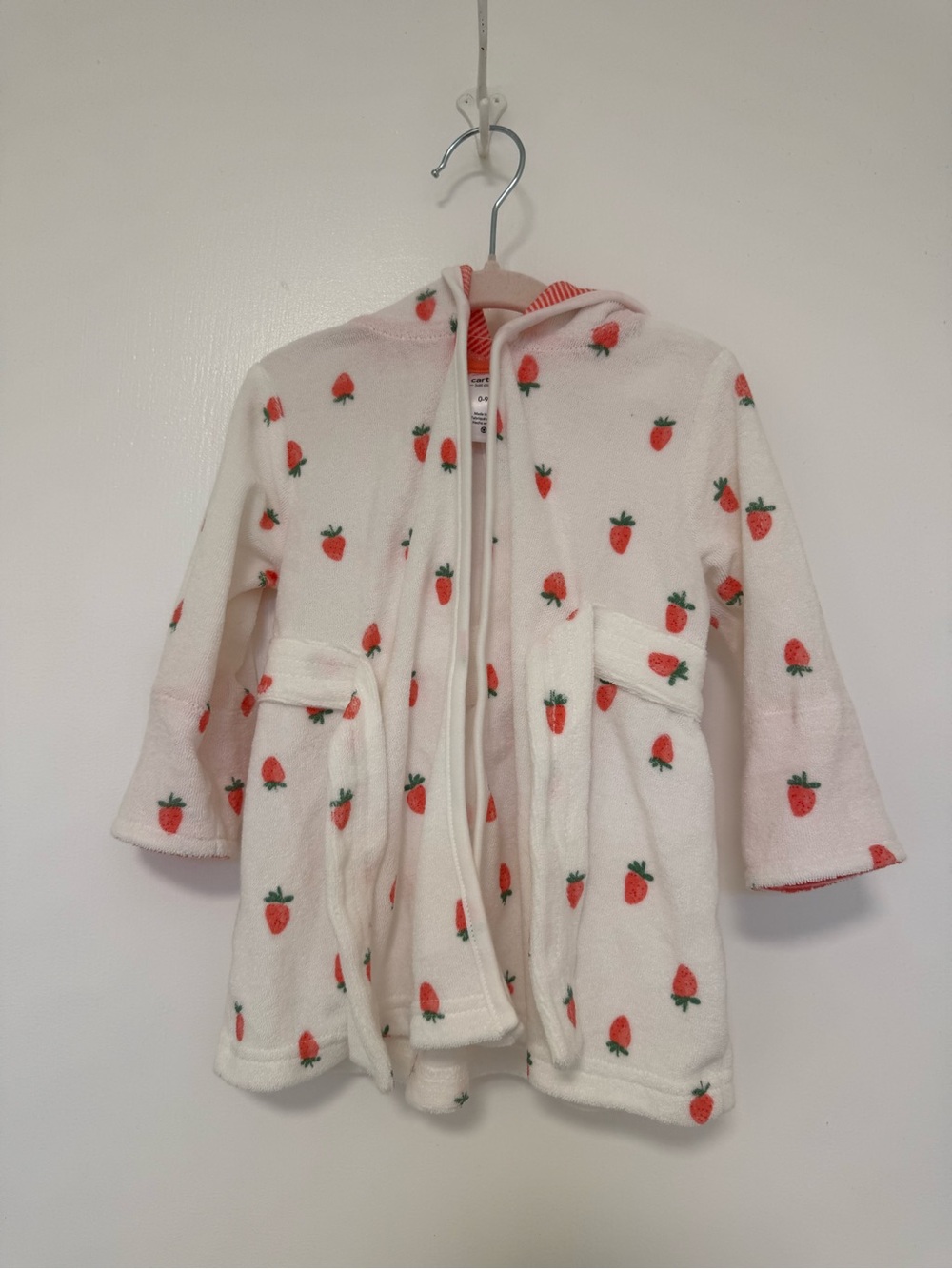 Carter’s Strawberry Hooded Bathrobe – 0–9 Months – New Without Tags